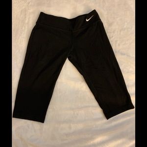Nike Dri fit Capri Black Size S Girl